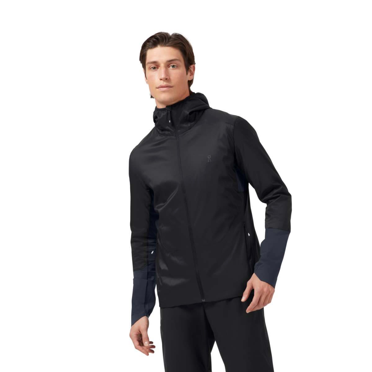 On Running Insulator Jacket Schwarz- Male Isolationsjacken- Grsse S - Farbe Black - Navy unter On Running